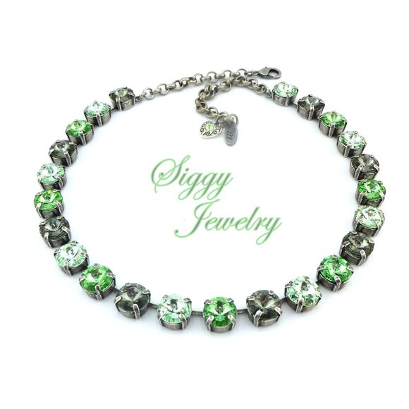 AMAZON FOREST Tennis Necklace Made with Genuine Austrian Crystal - Picture 2 of 6